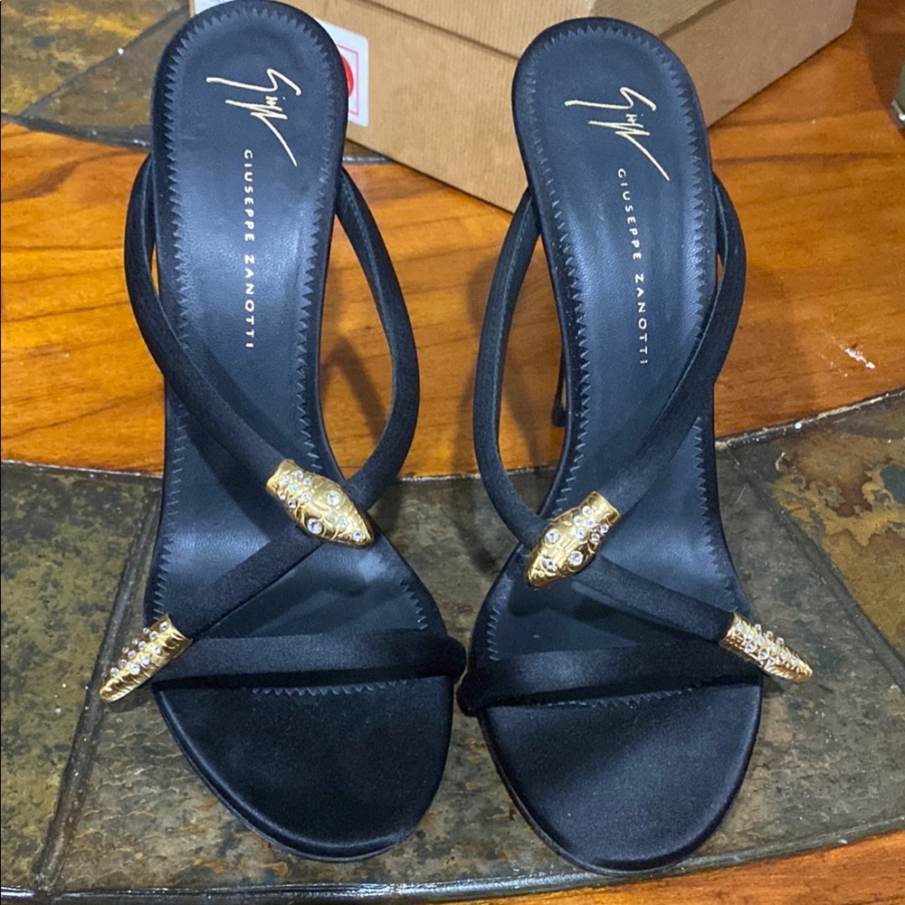 Giuseppe Zanotti Black and Gold Heels with Luxurious Accents
